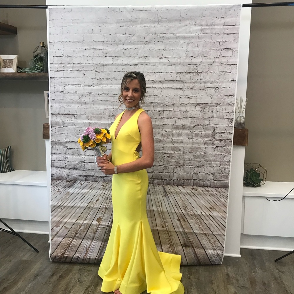 Yellow couture prom dress